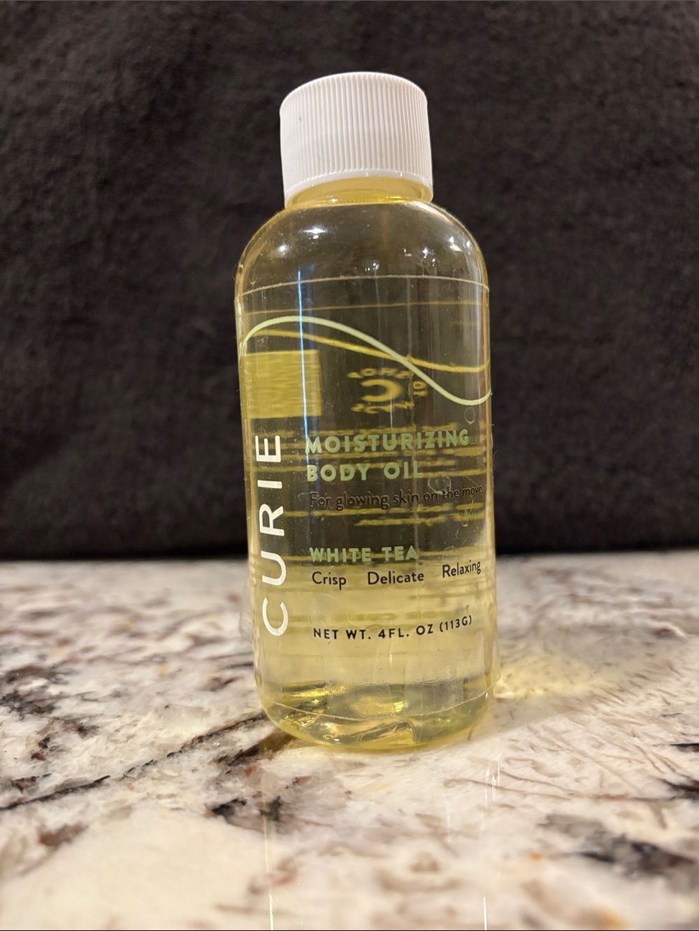 Curie White Tea Moisturizing Body Oil
